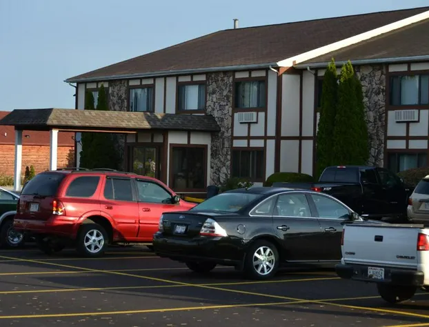 Sky Lodge Inn & Suites hotel detail image 1