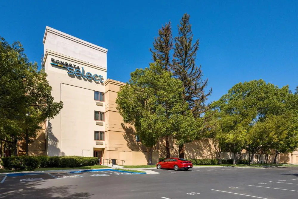 Sonesta Select San Jose Airport hotel hero