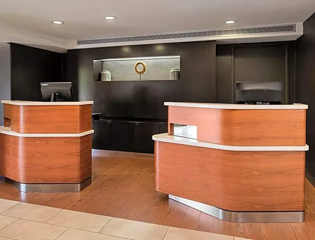 Courtyard by Marriott San Diego Del Mar/Solana Beach hotel detail image 1