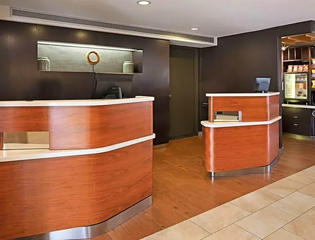 Courtyard by Marriott San Diego Del Mar/Solana Beach hotel detail image 3