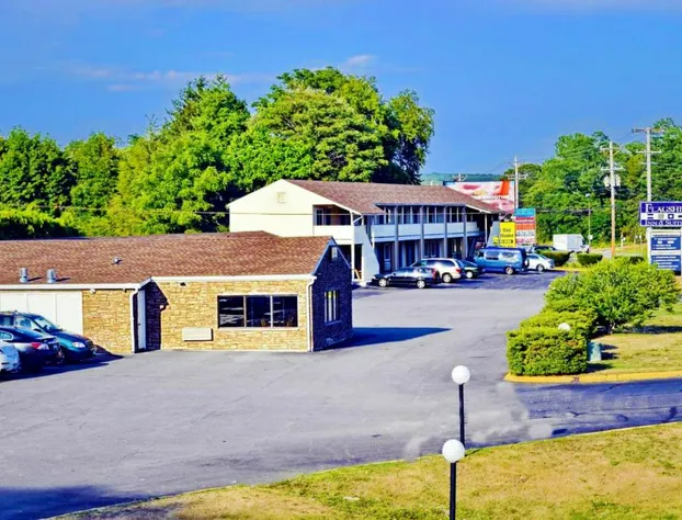 Flagship Inn And Suites hotel detail image 2