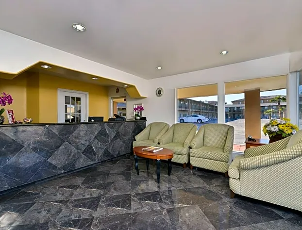 Crown Motel hotel detail image 2