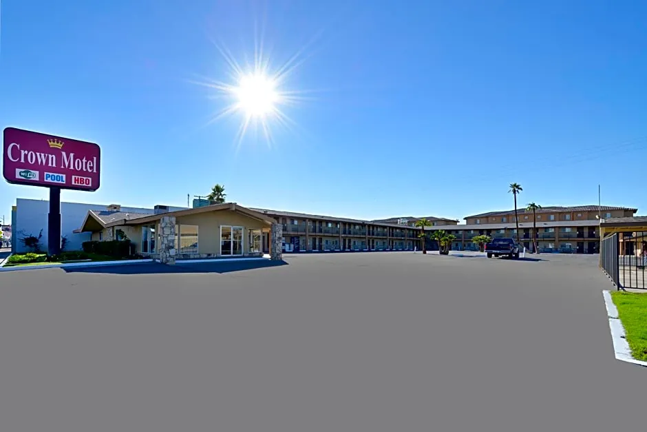 Crown Motel hotel hero