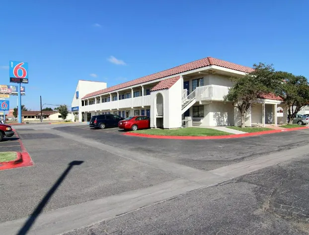 Motel 6 Amarillo, TX - Airport hotel detail image 3