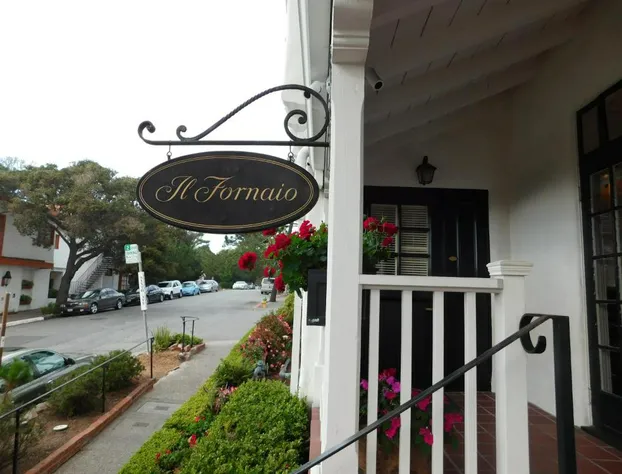 Pine Inn hotel detail image 1