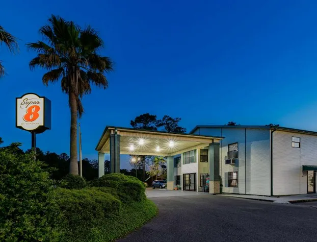 Super 8 by Wyndham Kinder/Coushatta near Casino hotel detail image 2