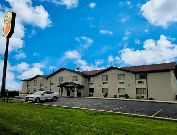 Super 8 by Wyndham Perham hotel detail image 2