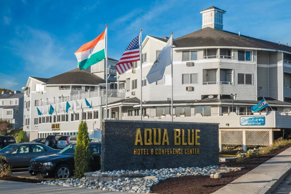 Aqua Blue Hotel hotel hero