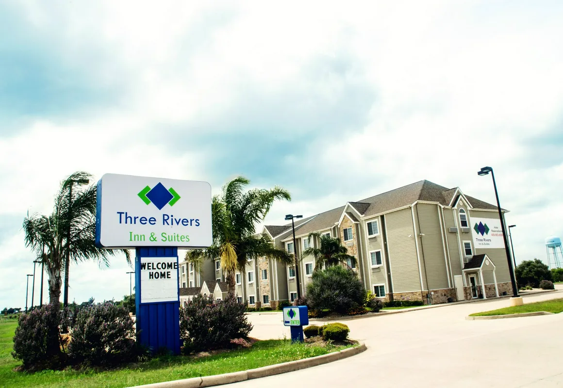 Crystal Inn hotel hero