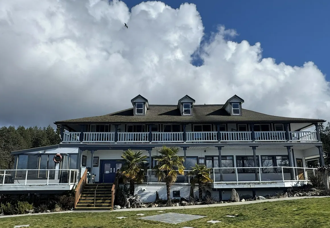 The Lund Resort at Klah ah men hotel hero