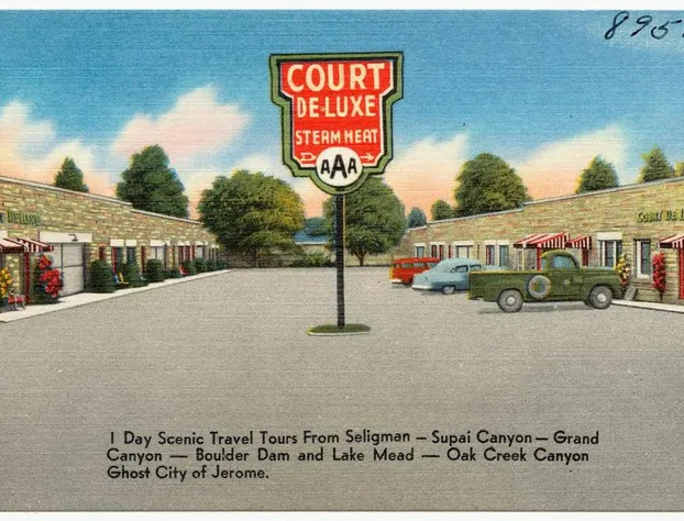 Deluxe Inn Motel hotel detail image 1