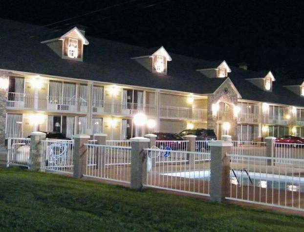 Interstate Inn hotel detail image 4
