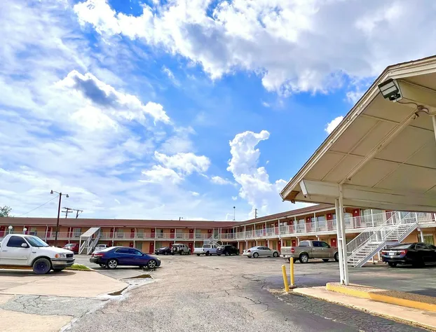 Thunderbird Motel Hillsboro hotel detail image 3