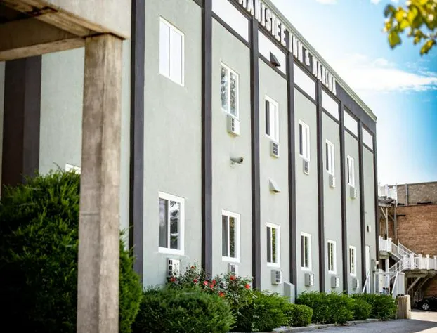 Manistee Inn & Marina hotel detail image 2