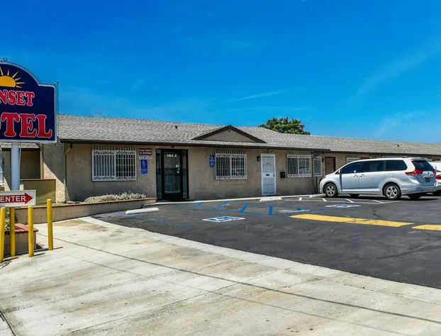 Sunset Motel hotel detail image 4