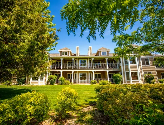 Newport Resort hotel detail image 3