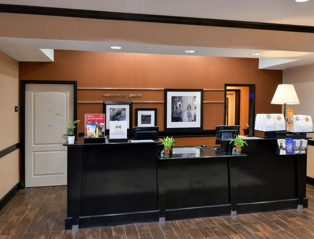 Hampton Inn Pecos hotel detail image 1