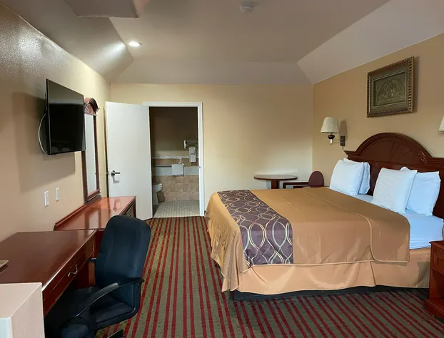 Executive Inn And Suites hotel detail image 3