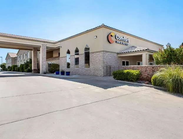 Comfort Inn & Suites I-25 near Spaceport America hotel detail image 4