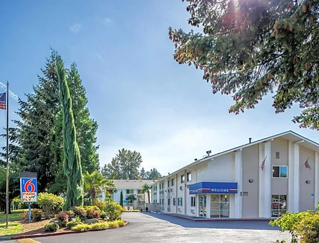 Motel 6 Seattle, WA - Sea-Tac Airport South hotel detail image 1