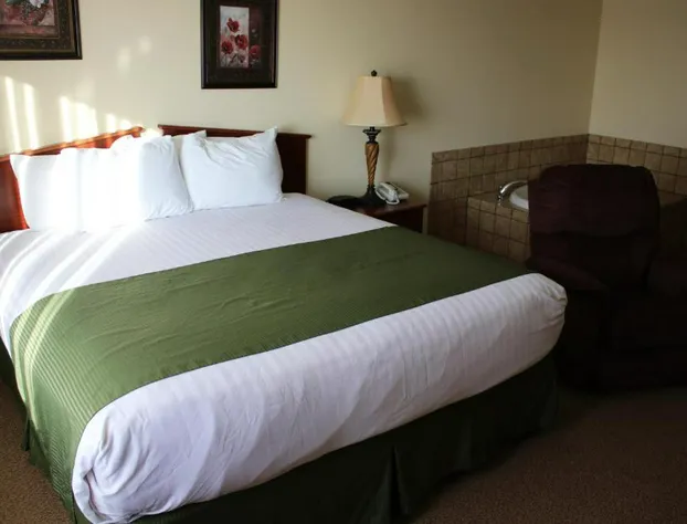 Edgewood Hotel & Suites hotel detail image 3