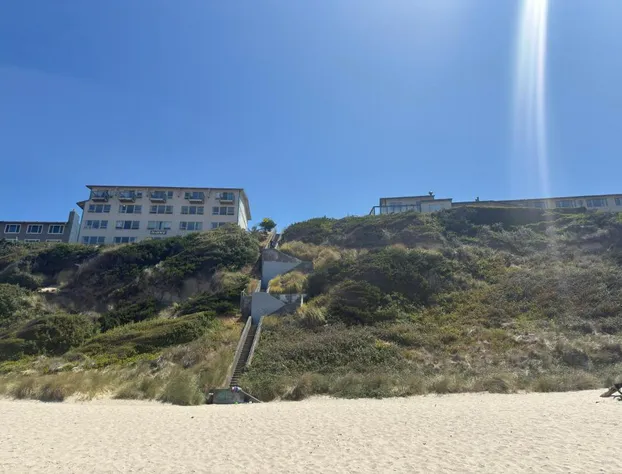 Seahorse Oceanfront Lodge hotel detail image 1