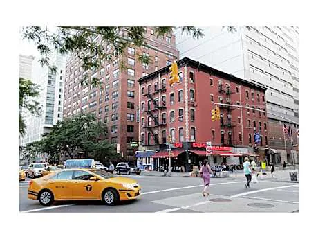 Carlton Arms Hotel hotel detail image 3