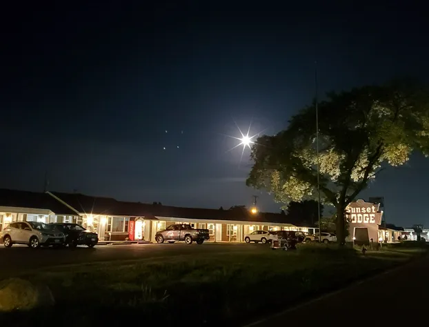 Sunset Lodge Escanaba hotel detail image 2