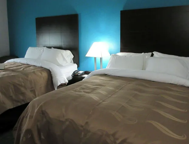 Quality Inn & Suites Edgefield hotel detail image 2