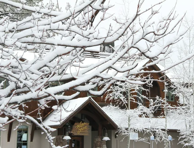 West Shore Cafe and Inn hotel detail image 2