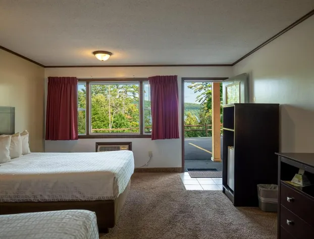 Lake 'N Pines Motel hotel detail image 4