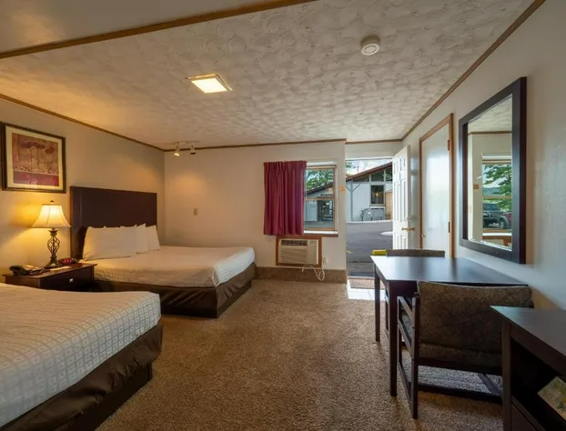 Lake 'N Pines Motel hotel detail image 1