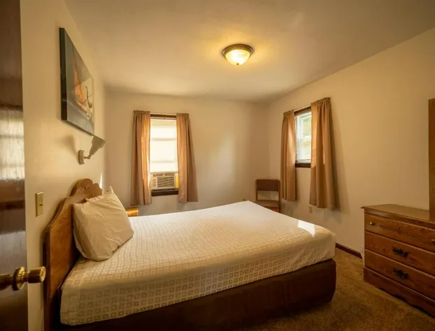 Lake 'N Pines Motel hotel detail image 3