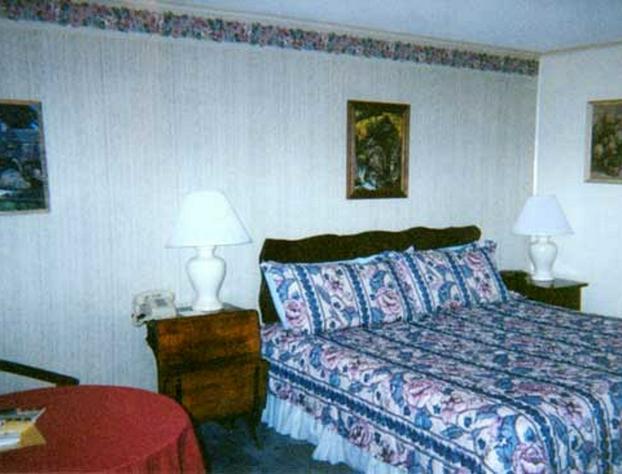 The Chalet Motel A Travelodge By Wyndham hotel detail image 4