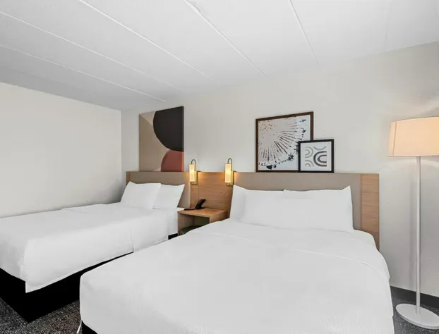 Spark by Hilton Cedar Falls hotel detail image 4