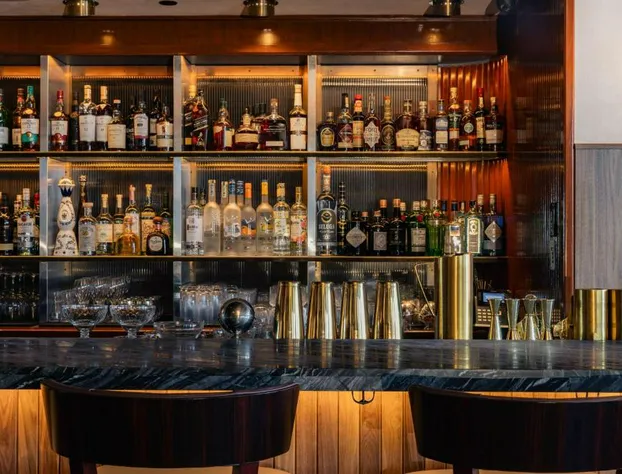 Le Meridien New York, Central Park by Marriott hotel detail image 1