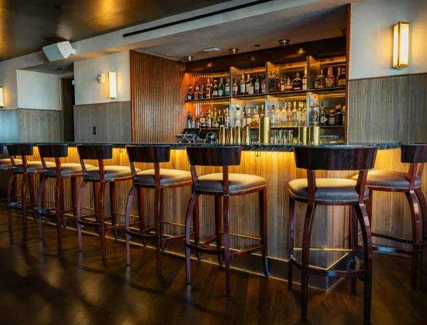 Le Meridien New York, Central Park by Marriott hotel detail image 3