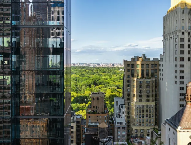 Le Meridien New York, Central Park by Marriott hotel detail image 2