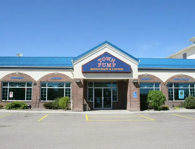 Canalta Stettler hotel detail image 1