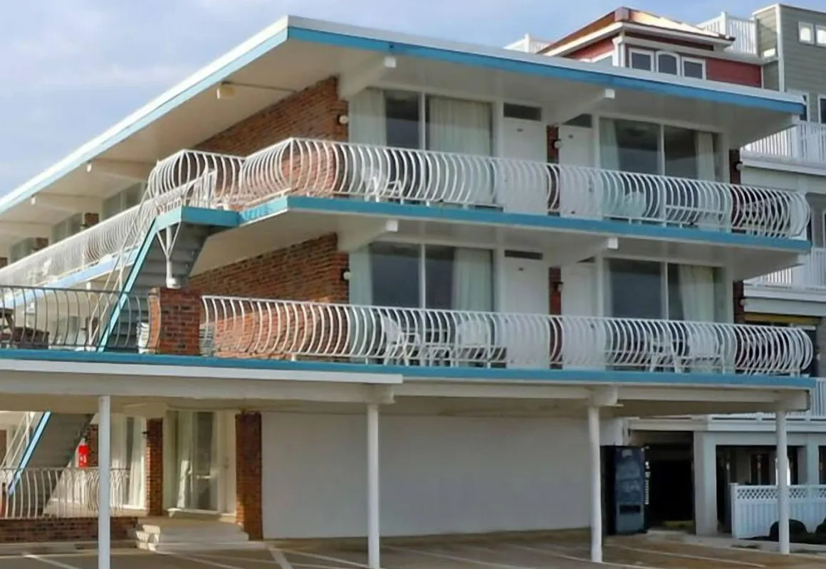 Diamond Crest Motel hotel hero