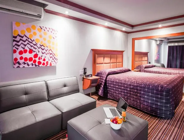 Le Chabrol Hotel & Suites hotel detail image 4