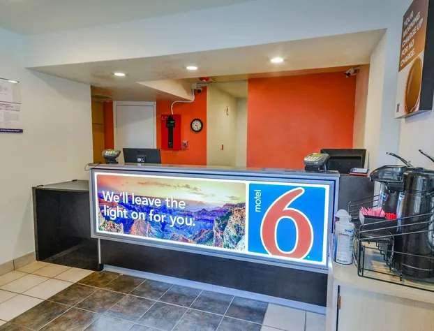 Motel 6 Huntsville, TX hotel detail image 3