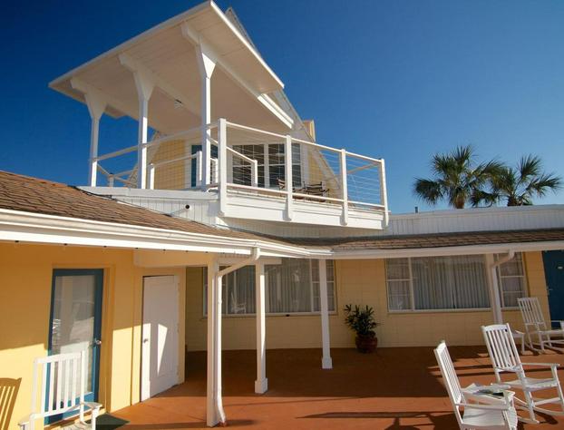 Edgewater Inn hotel detail image 2