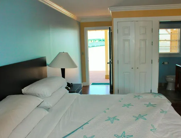 Edgewater Inn hotel detail image 1