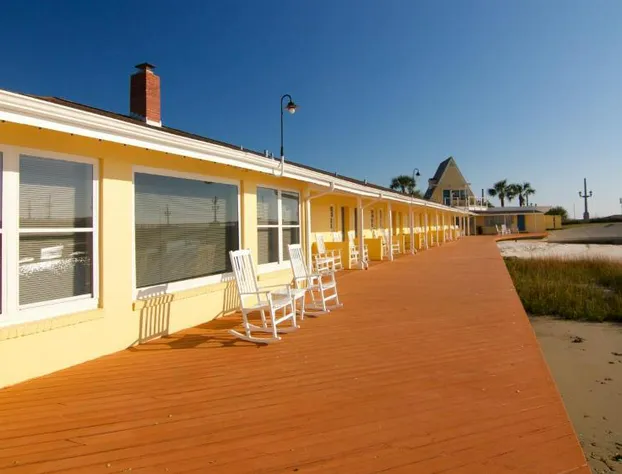 Edgewater Inn hotel detail image 2