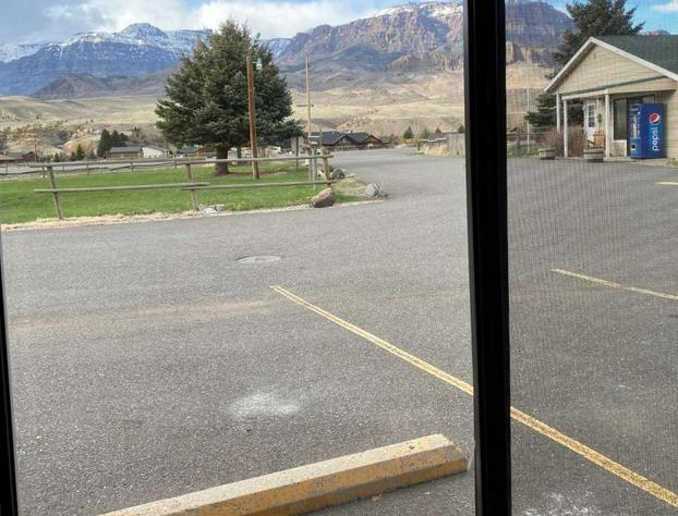 Green Creek Inn and RV Park hotel detail image 4