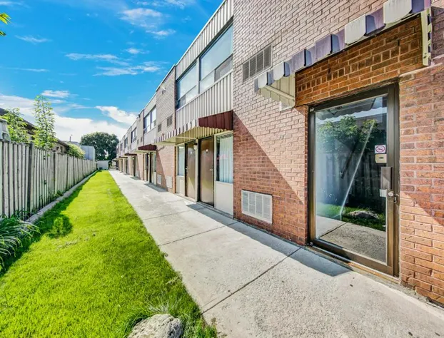 Deluxe Inn hotel detail image 2