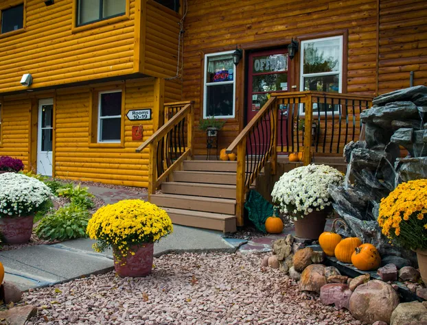 Curriers Lakeview Lodge hotel detail image 1