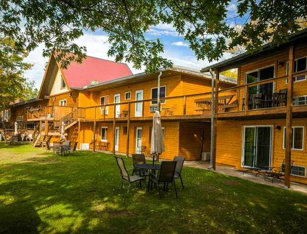 Curriers Lakeview Lodge hotel detail image 4