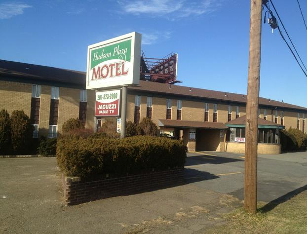 Hudson Plaza Motel Bayonne / Jersey City hotel detail image 3